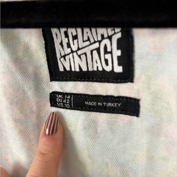 Reclaimed Vintage Denim Floral Dress - Picture 3 of 7